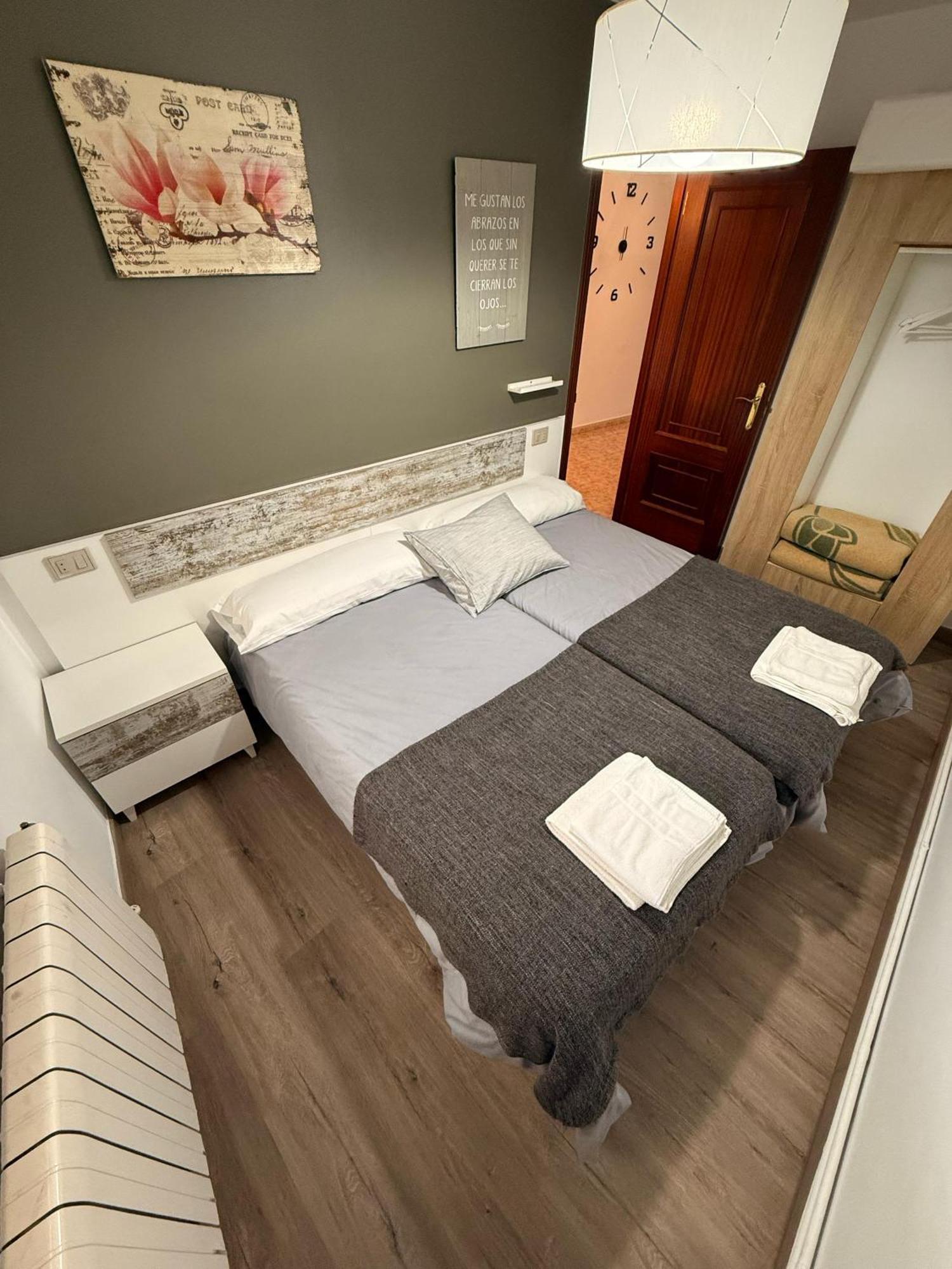 Apartamentos Portolux Портомарин Екстериор снимка